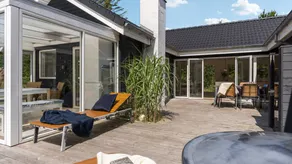 House with garden, barbecue & jacuzzi - Image 4