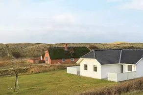 Fully equipped big holiday home with terrace, sauna & barbeque | Dogs allowed - Image 3