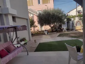 Holiday apartment with terrace, garden & BBQ - Image 2