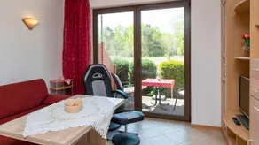 Child-friendly wonderful flat with terrace & garden - Image 4