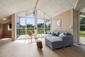 Modern holiday home from 2017, located at Lild Strand. - Image 5