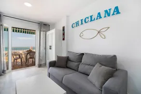 Flat with terrace | Sea view | Beach nearby | Perfect for remote work - Image 3