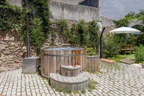 Family-friendly spacious house with BBQ, garden & hot tub | Garden view | Perfect for remote work | Pets allowed - Image 2