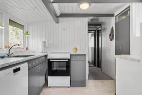 House with terrace, barbecue & garden - Image 3