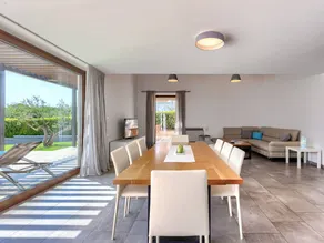 Holiday home with terrace, jacuzzi & barbeque - Image 4