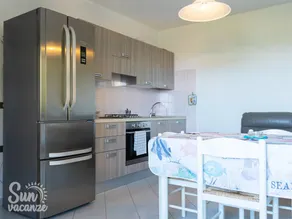 Merveilleux appartement entièrement équipé avec jardin, barbecue et piscine | Vue mer | Avec animaux acceptés - Image 3