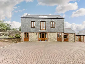 Cottage with garden - Image 4
