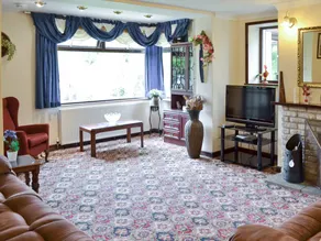 Family-friendly cottage with garden | Pet-friendly - Image 3