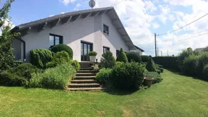 Holiday apartment with garden, terrace & hot tub - Image 2