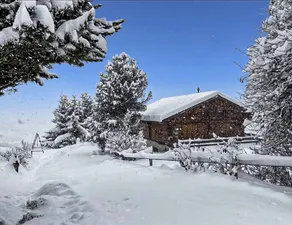 Chalet with barbecue, sauna & terrace - Image 2