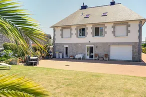 Flat with barbeque & garden | Garden view - Image 3