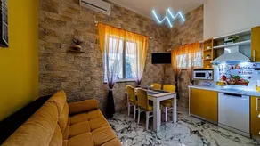 Holiday apartment with barbecue & terrace - Image 4