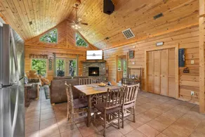 Familienfreundliches wunderschönes Chalet mit Whirlpool, Grill und Pool | Flussblick | Hunde erlaubt - Image 2