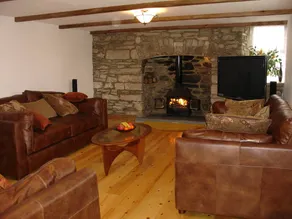 Child-friendly cottage with garden | Dogs allowed - Image 2
