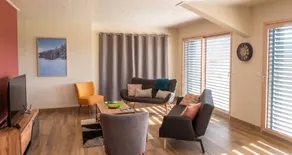 Holiday home with garden, BBQ & terrace | Garden view - Image 4