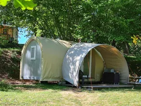 Beautiful tent with terrace & pool | Pets are welcome - Image 4