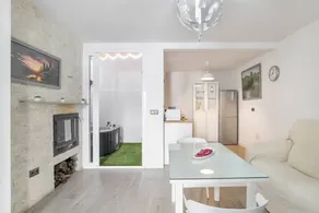 Family-oriented holiday apartment with hot tub & terrace | City view | Dogs allowed - Image 4