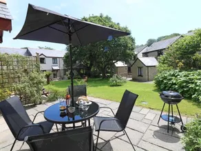 Cottage with terrace & garden | Beach view - Image 2