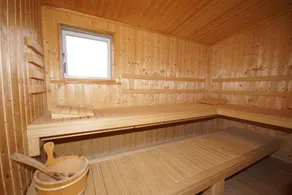 Children-friendly beautiful holiday home with barbecue, terrace & sauna | Lake view | Dogs allowed - Image 4