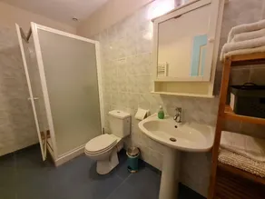Geräumige Zimmer in der Nähe von Beaugency, Frühstück inbegriffen - Image 4