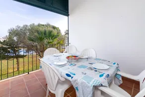 Maison avec piscine et jardin | Vue jardin - Image 3