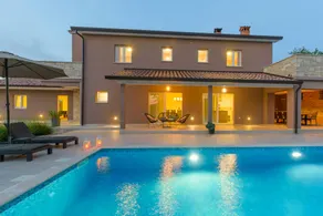 Villa with terrace, BBQ & sauna - Image 4