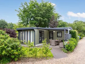 Chalet mit Terrasse und Garten - Image 2