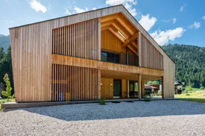 Wunderschönes Chalet mit Pool, Terrasse und Sauna | Gartenblick | Ideal für Homeoffice | Haustiere sind willkommen - Image 2