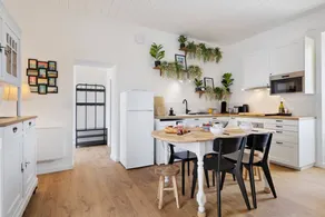 House with terrace, garden & barbecue | Garden view - Image 5