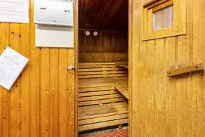 Appartamento con piscina riscaldata e sauna | Vista sul giardino - Image 3