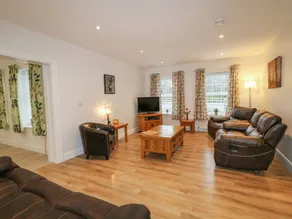 Cottage with 4 rooms for 7 persons - Image 2
