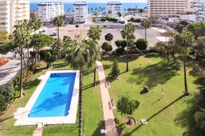 Holiday apartment with pool, garden & terrace - Image 2