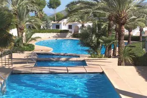 Pleasant holiday apartment with pool, terrace & garden - Image 2