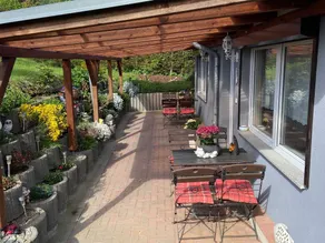 Appartamento con terrazza, giardino e griglia - Image 5