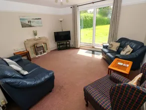 Beautiful cottage with garden | Pets are welcome - Image 5