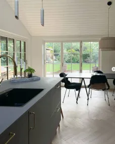 Holiday home with garden, terrace & BBQ - Image 5