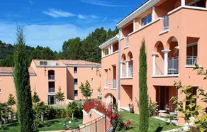 Lovely holiday apartment with terrace, pool & garden | Pets allowed - Image 4