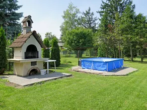 House with garden, BBQ & terrace - Image 2