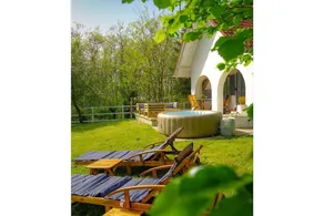 Casa vacacional con barbacoa y terraza | Se admiten mascotas - Image 3