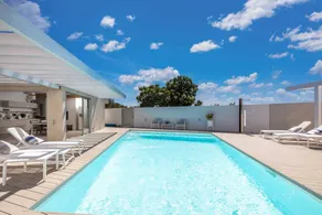 Villa mit Garten, Terrasse und Pool | Poolblick - Image 3