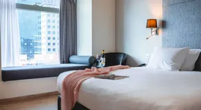 Flat with hot tub | City view | Suitable for remote work - Image 3