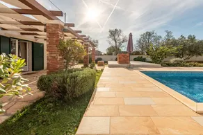 Voll ausgestattete wunderschöne Villa mit Garten, Grill und privatem Pool | Bergblick - Image 4