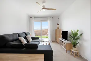 Voll ausgestattetes Apartment mit Pool, Garten und Terrasse | Meerblick | Perfekt für die Arbeit von Zuhause - Image 5