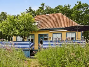 Fully equipped ample house with terrace & garden | Close to the beach - Image 3