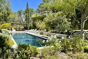 La Villa - Image 2