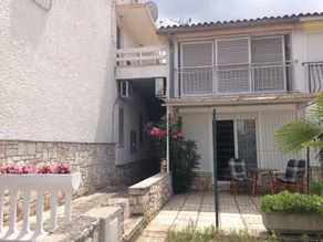 Apartamento vacacional con jardín y terraza | Acepta mascotas - Image 2