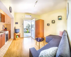 One bedroom apartment near beach Žuronja, Pelješac (A-10134-c) - Image 2