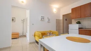 Lovely flat with barbeque & terrace - Image 4