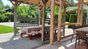 Apartamento vacacional con barbacoa, terraza y piscina - Image 5