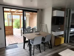 Flower Camping La Marmotte - Cottage SPA Premium 51m² - 3 bedrooms - 3 bathrooms Covered terrace Reversible air conditioning 6 people - Image 2